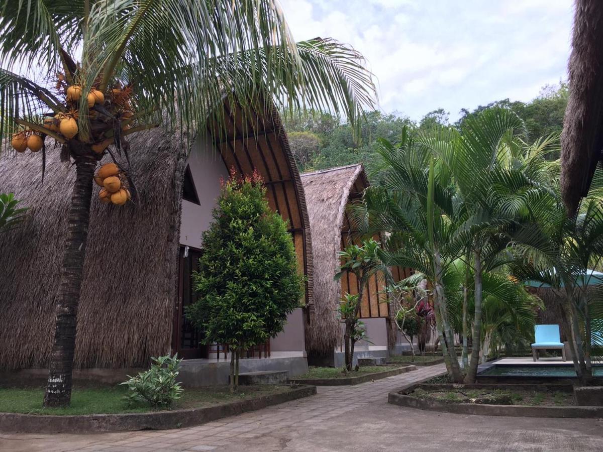 Bale Lumbung Bungalows Sakti Buitenkant foto