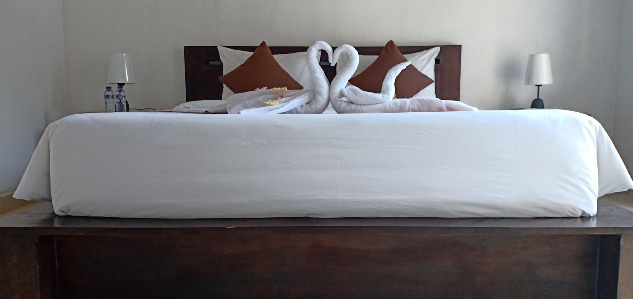 Bale Lumbung Bungalows Sakti Buitenkant foto